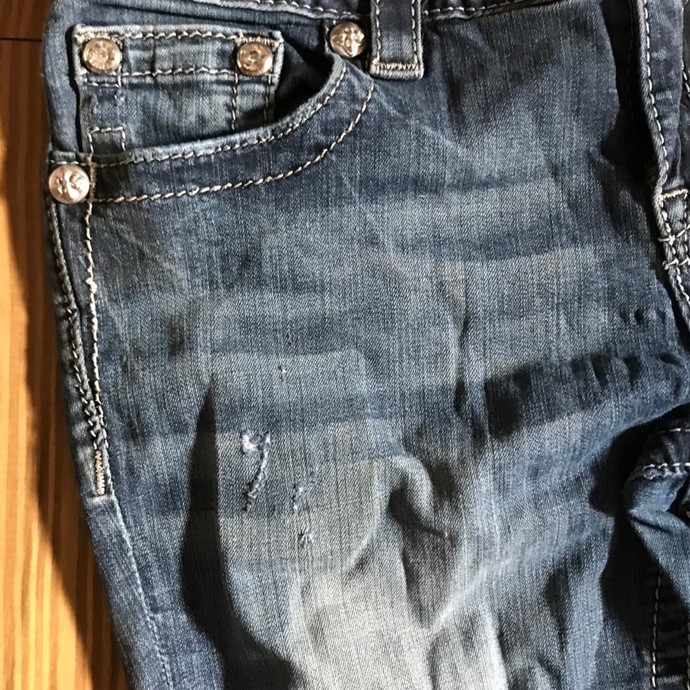 Size 28 Miss Me Jean - Picture 5 of 5